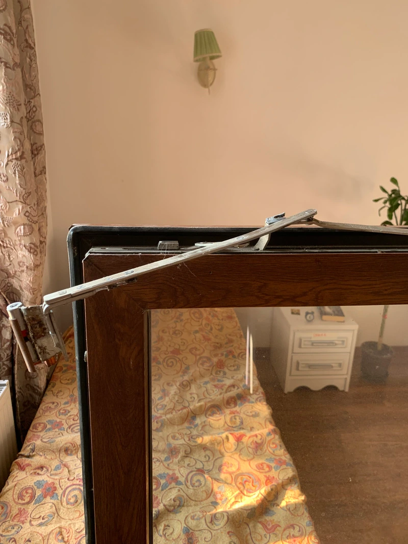 Înlocuirea mecanismului basculant (vertical-oblic)