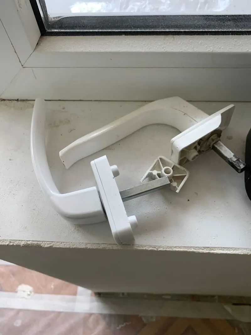 Înlocuirea mânerului